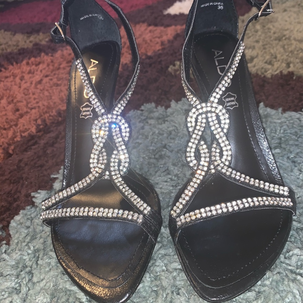 Aldo - Picture 3 of 4